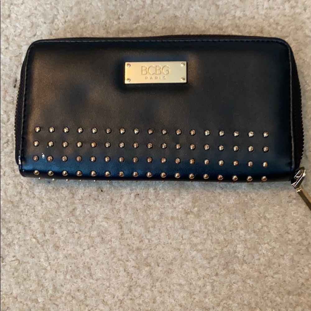 BCBG wallet